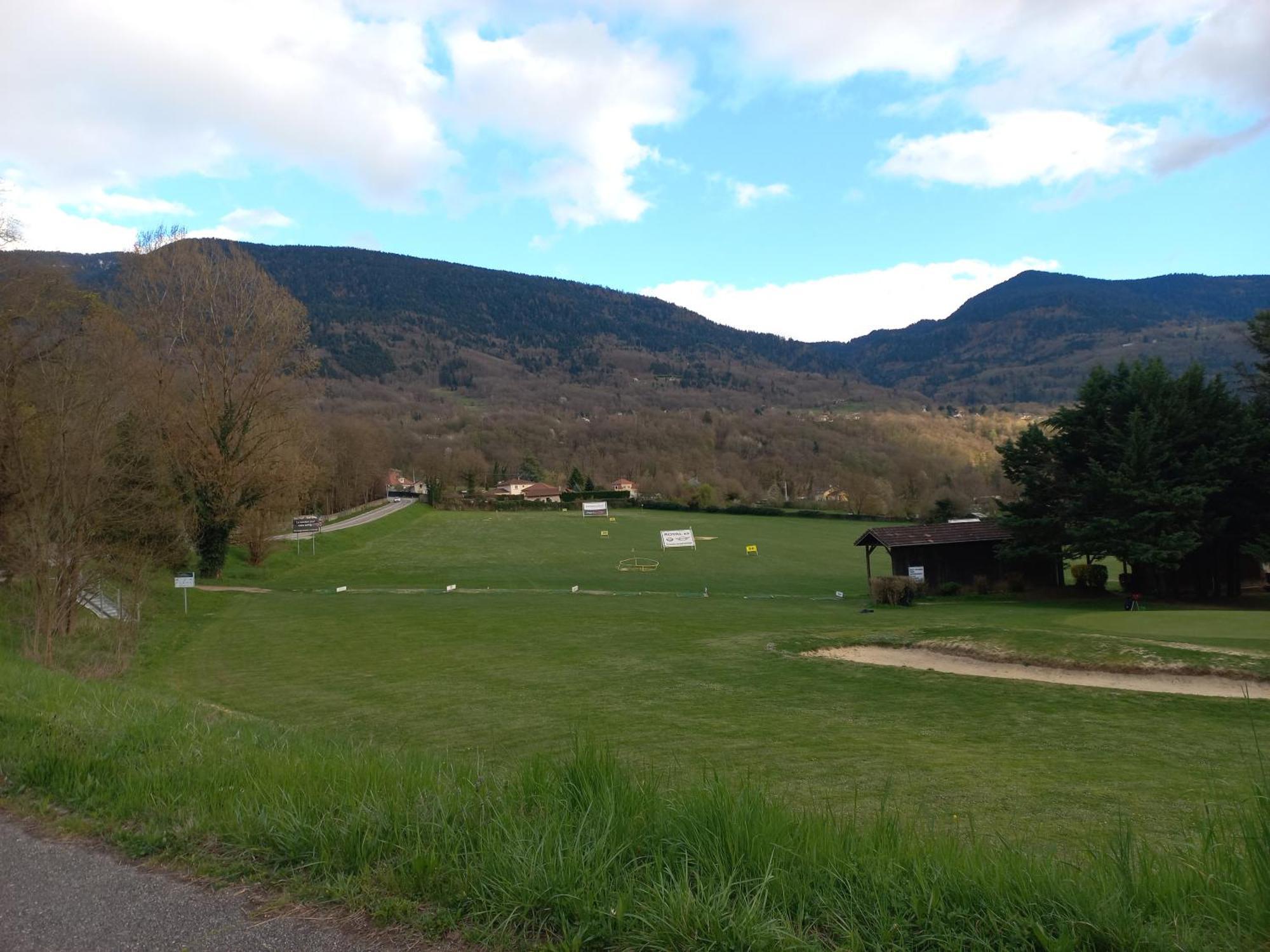 Residence Du Parc Saint-Martin-dʼUriage Esterno foto